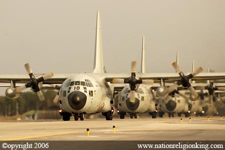Royal Thai Air Force: Five Thai Air Force C-130H taxing in to pick up World Team Jumpers, Udon Thani
